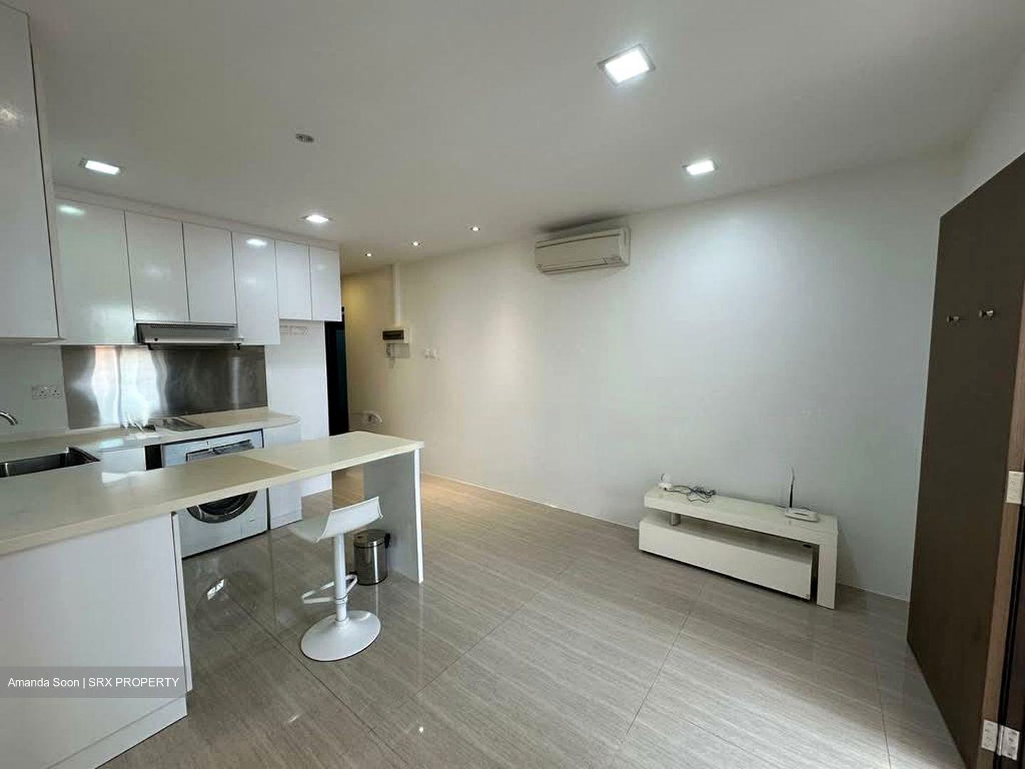 Race Course Rd/Owen Road Conservation Area (D8), Terrace #552879051